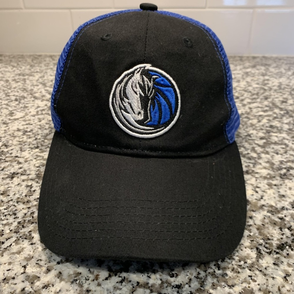 Dallas Mavericks Hat Cap Snap Back Men One Size Black Blue NBA Basketball Sprite